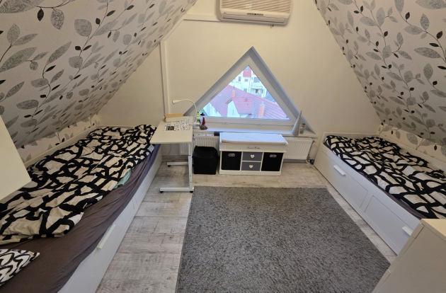 Belvárosi elegancia és kényelem - Kétszintes álomotthon Kecskemét legkedveltebb részén