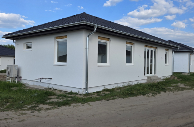 Költözzön még idén Új építésű 3 szobás hatalmas nappalis álomotthon